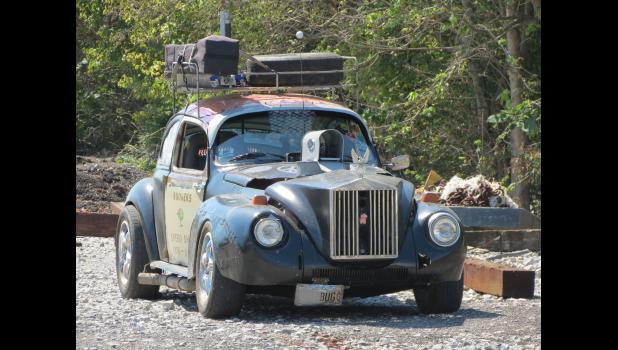 This unique looking bug was spotted one day last week in Cobden. A number of folks appeared to pause and take a look at the bug.